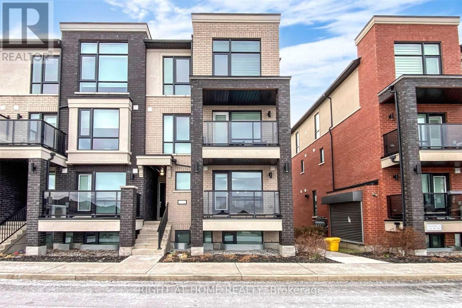 82 - 100 DUFAY ROAD, Brampton, Ontario