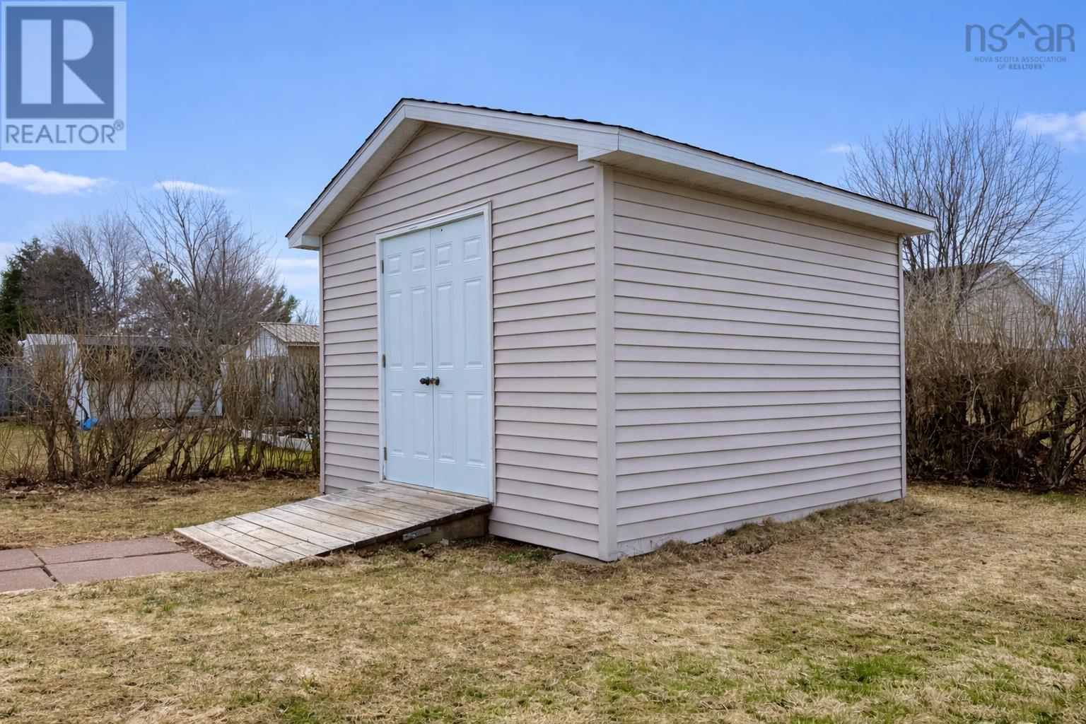 24 Rhodes Avenue, Amherst, Nova Scotia  B4H 2J2 - Photo 50 - 202601796