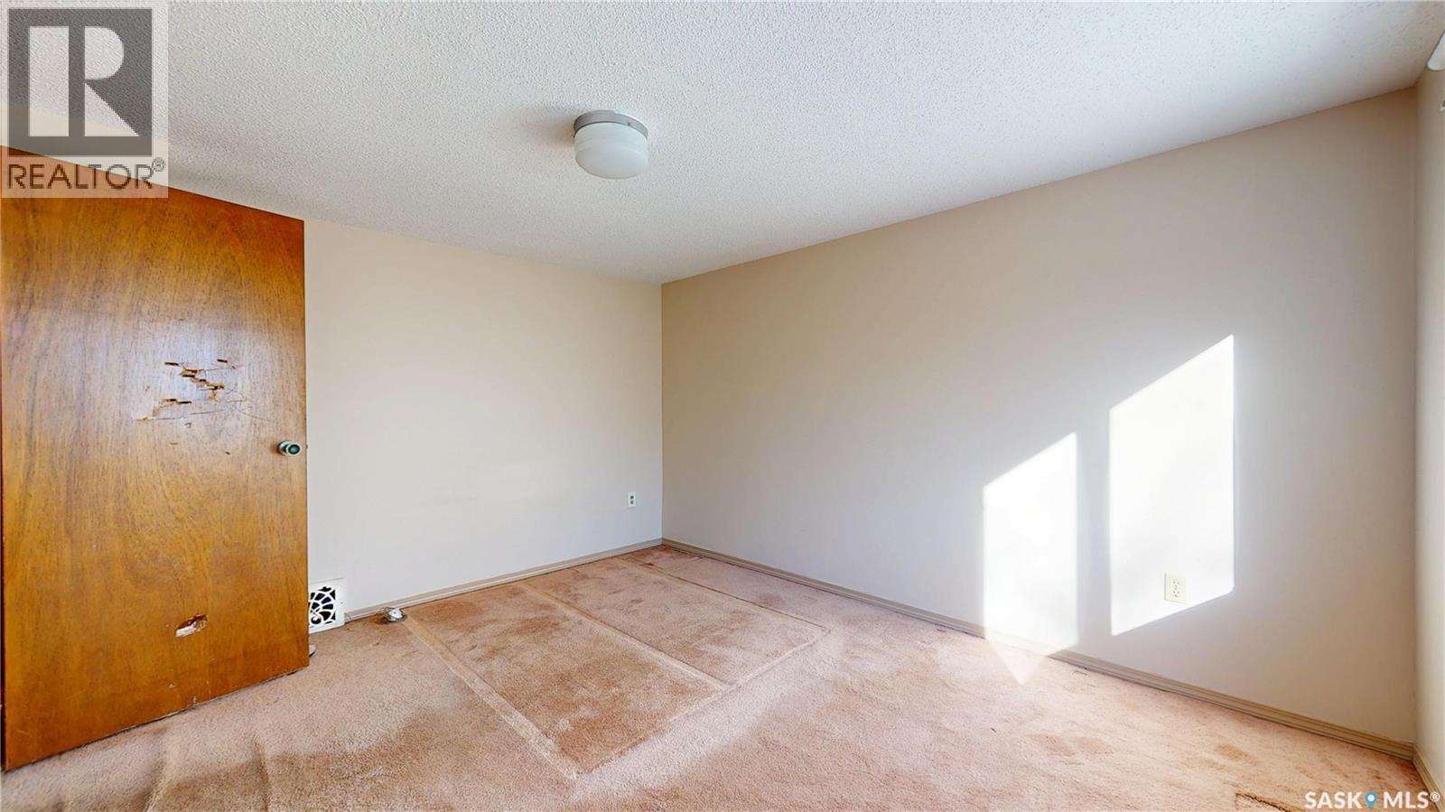 1007 Garnet Street, Regina, Saskatchewan  S4T 2X7 - Photo 15 - SK029071