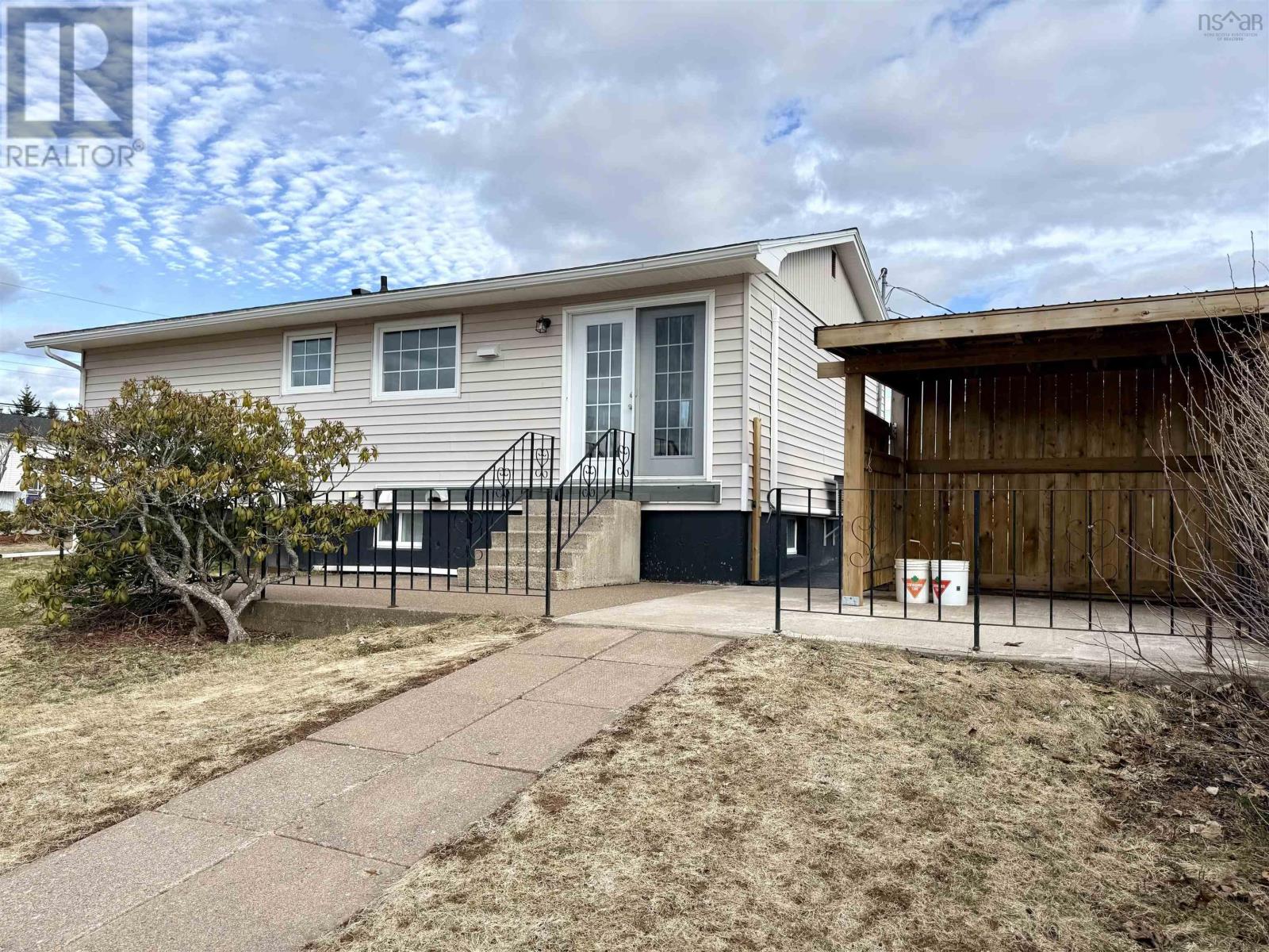 24 Rhodes Avenue, Amherst, Nova Scotia  B4H 2J2 - Photo 6 - 202601796