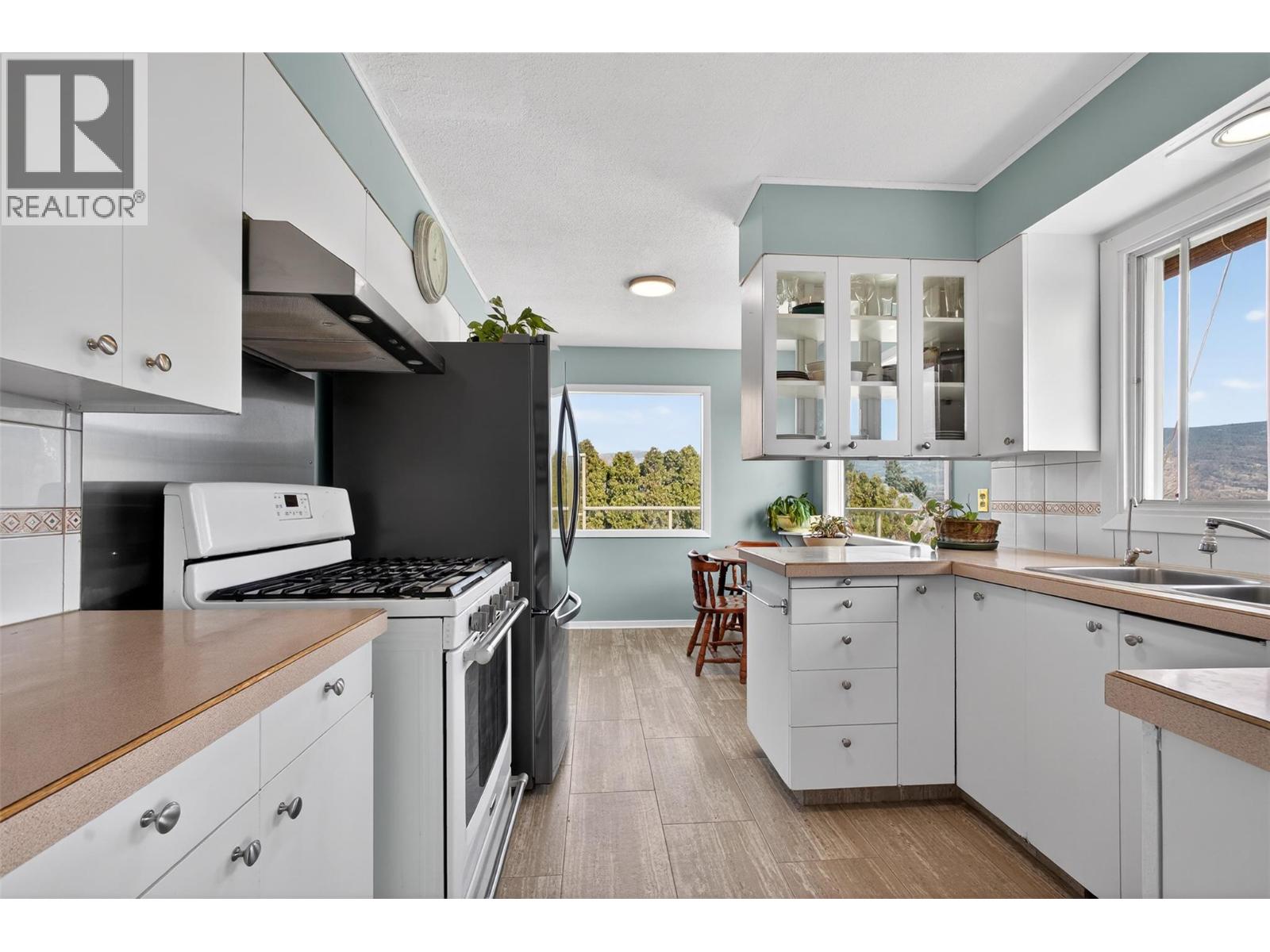 13006 Bristow Road Summerland Photo 23