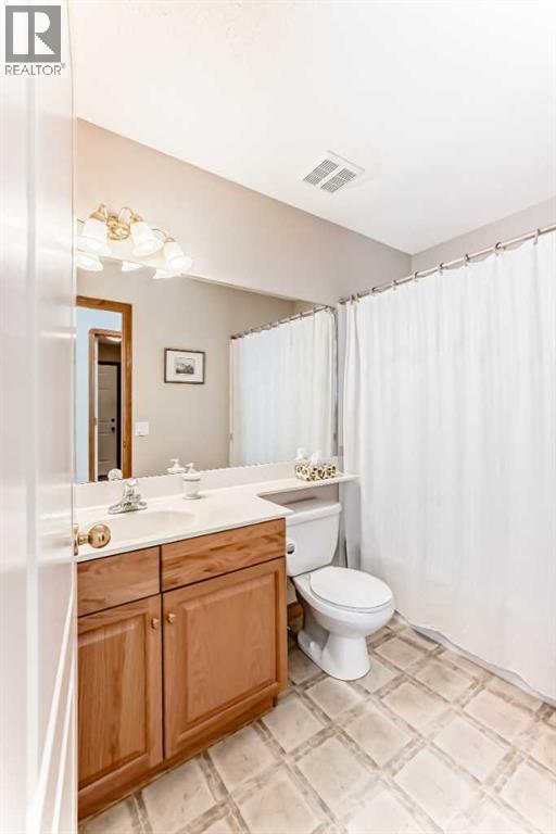 220 Rocky Ridge Villas Nw, Calgary, Alberta  T3G 4R3 - Photo 28 - A2297086