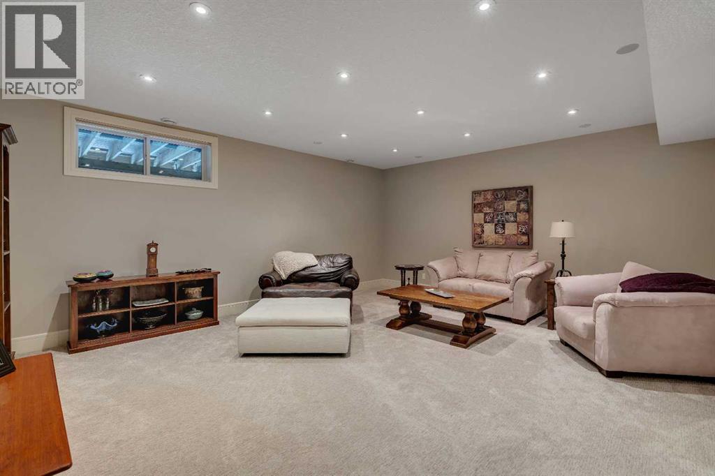 2041 45 Avenue Sw, Calgary, Alberta  T2T 2P6 - Photo 35 - A2299841