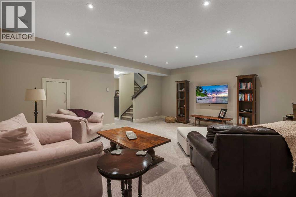 2041 45 Avenue Sw, Calgary, Alberta  T2T 2P6 - Photo 37 - A2299841