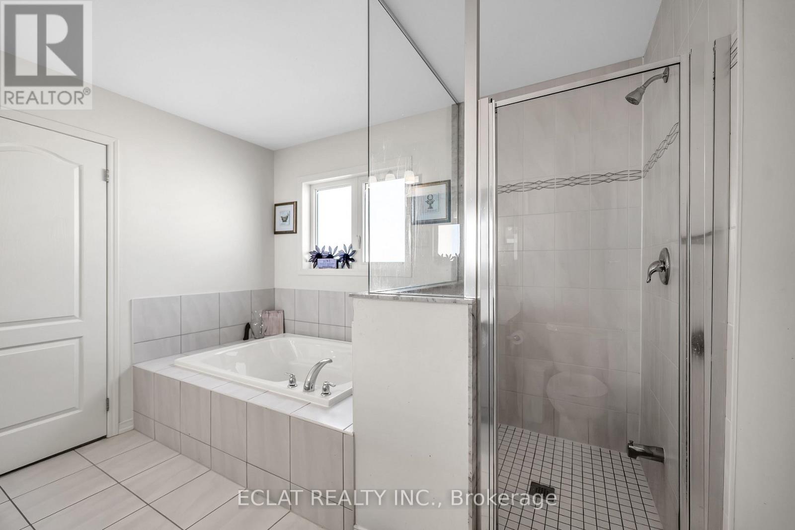 2553 Craftsman Drive, Oshawa, Ontario  L1L 0M4 - Photo 14 - E13009862