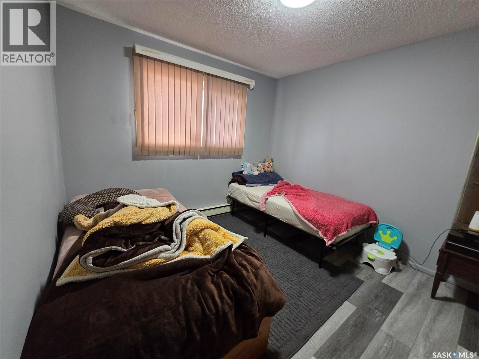 1001 Anderson Place S, Grenfell, Saskatchewan  S0G 2B0 - Photo 13 - SK033267