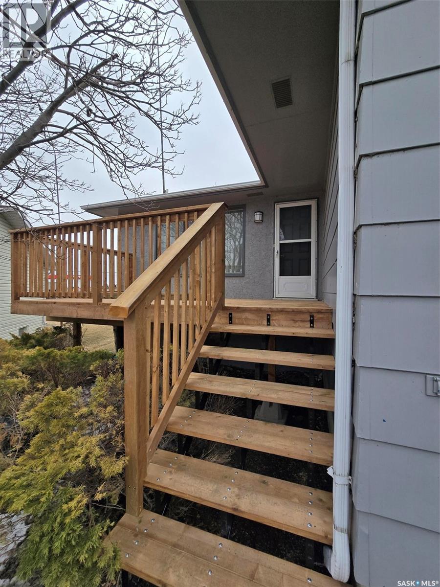 1001 Anderson Place S, Grenfell, Saskatchewan  S0G 2B0 - Photo 6 - SK033267