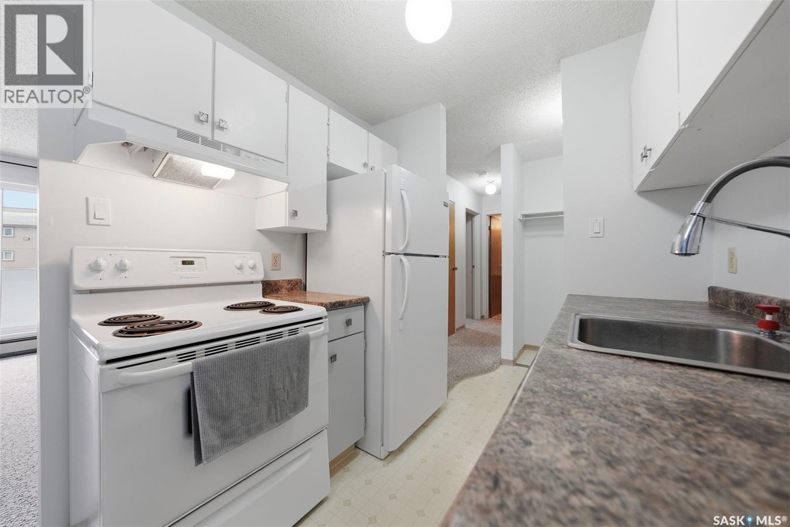 205 855 Wollaston Crescent, Saskatoon, Saskatchewan  S7J 4G1 - Photo 5 - SK033199