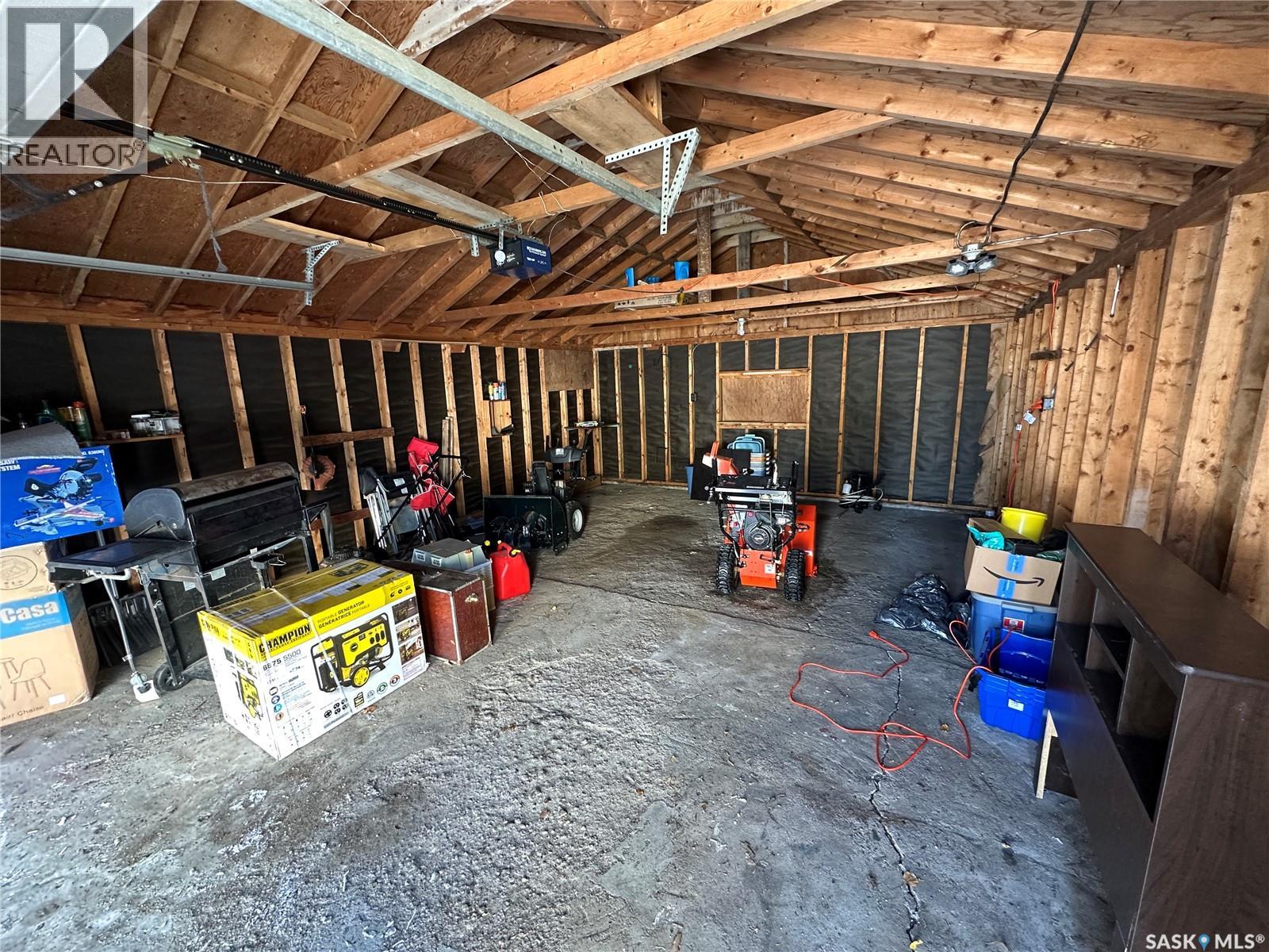 105 5th Avenue W, Shellbrook, Saskatchewan  S0J 2E0 - Photo 38 - SK033190