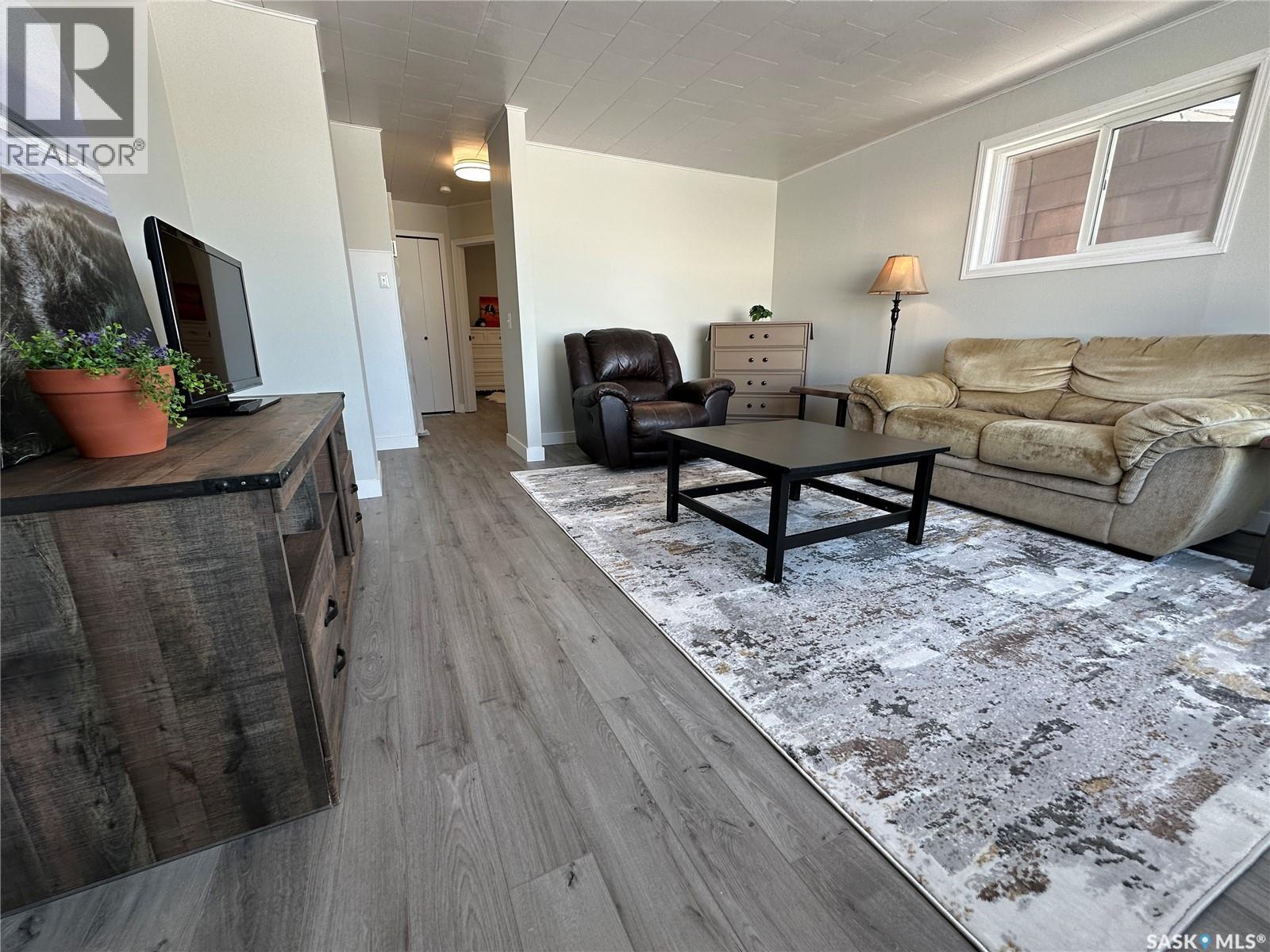 105 5th Avenue W, Shellbrook, Saskatchewan  S0J 2E0 - Photo 9 - SK033190