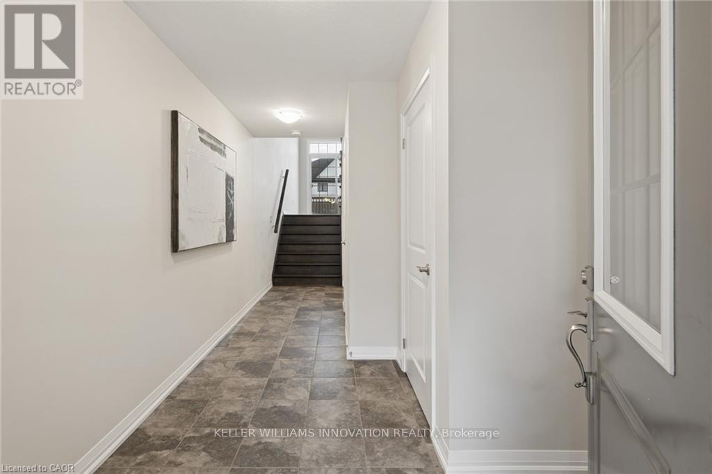 54 Bank Swallow Crescent, Kitchener, Ontario  N2P 0J7 - Photo 8 - X13014060