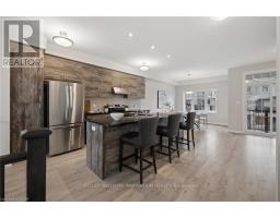 54 BANK SWALLOW CRESCENT, Kitchener, Ontario