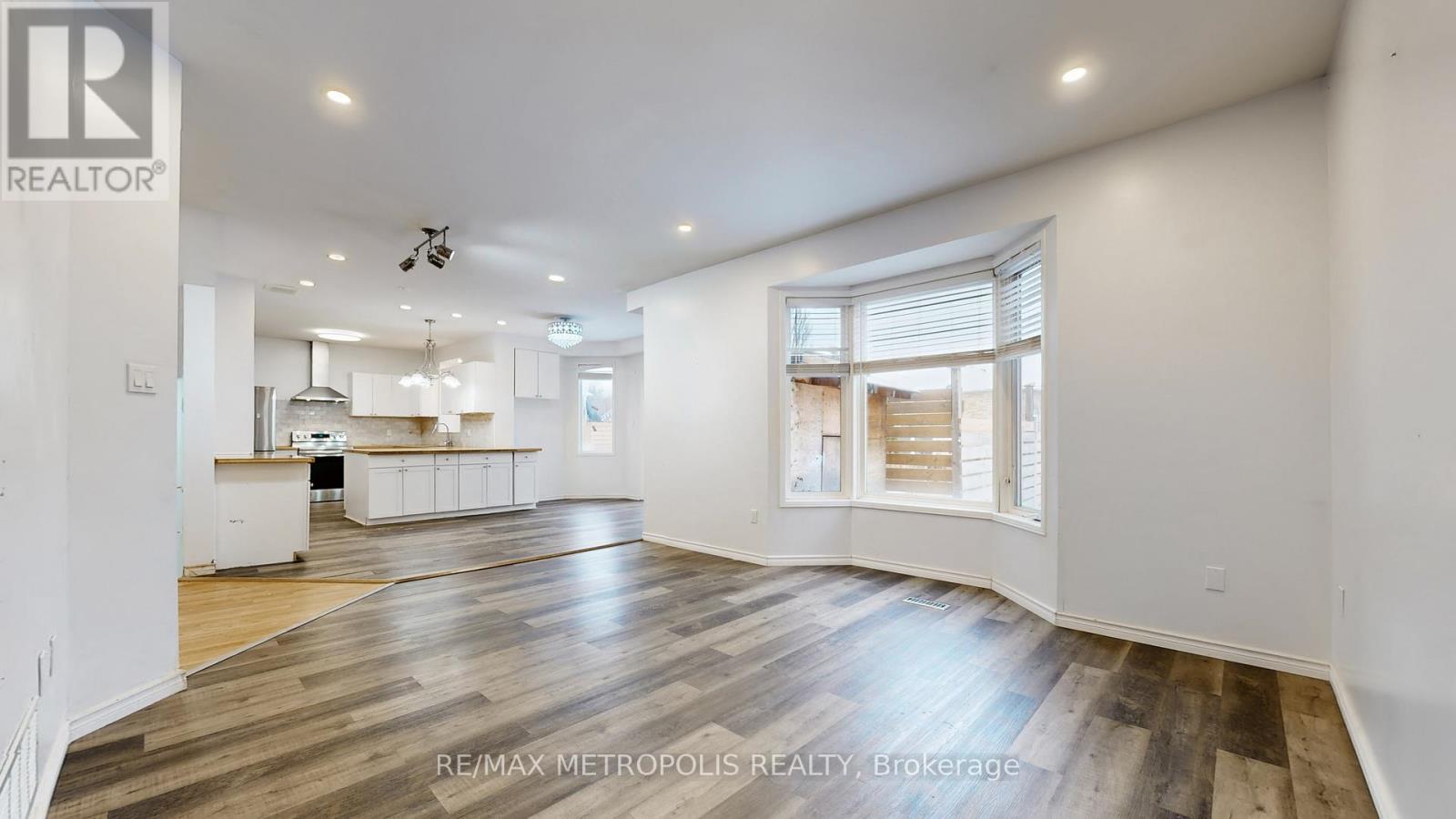 183 Valmont Court, Hamilton, Ontario  L9G 5A1 - Photo 15 - X13014066