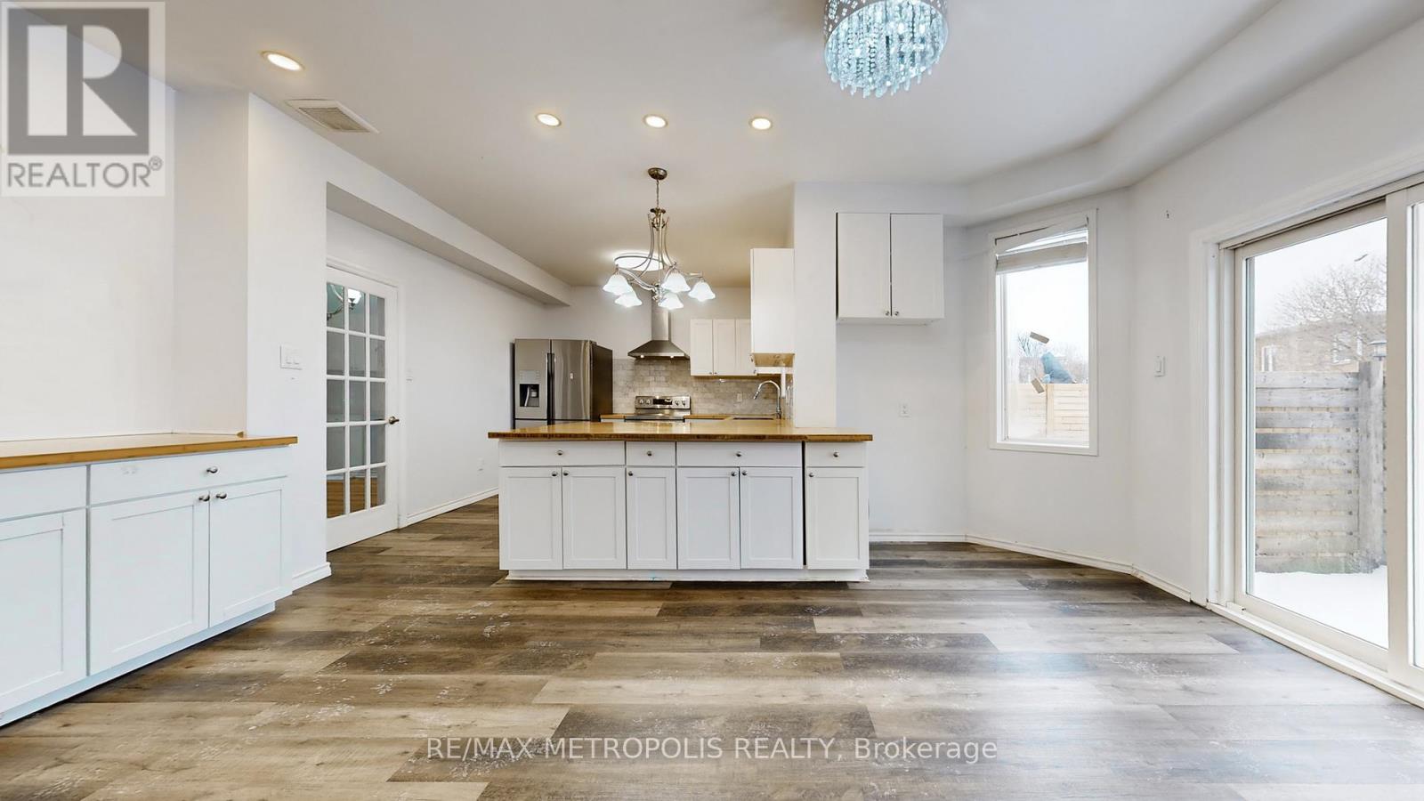 183 Valmont Court, Hamilton, Ontario  L9G 5A1 - Photo 19 - X13014066