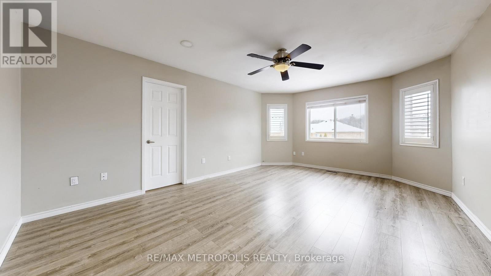 183 Valmont Court, Hamilton, Ontario  L9G 5A1 - Photo 25 - X13014066