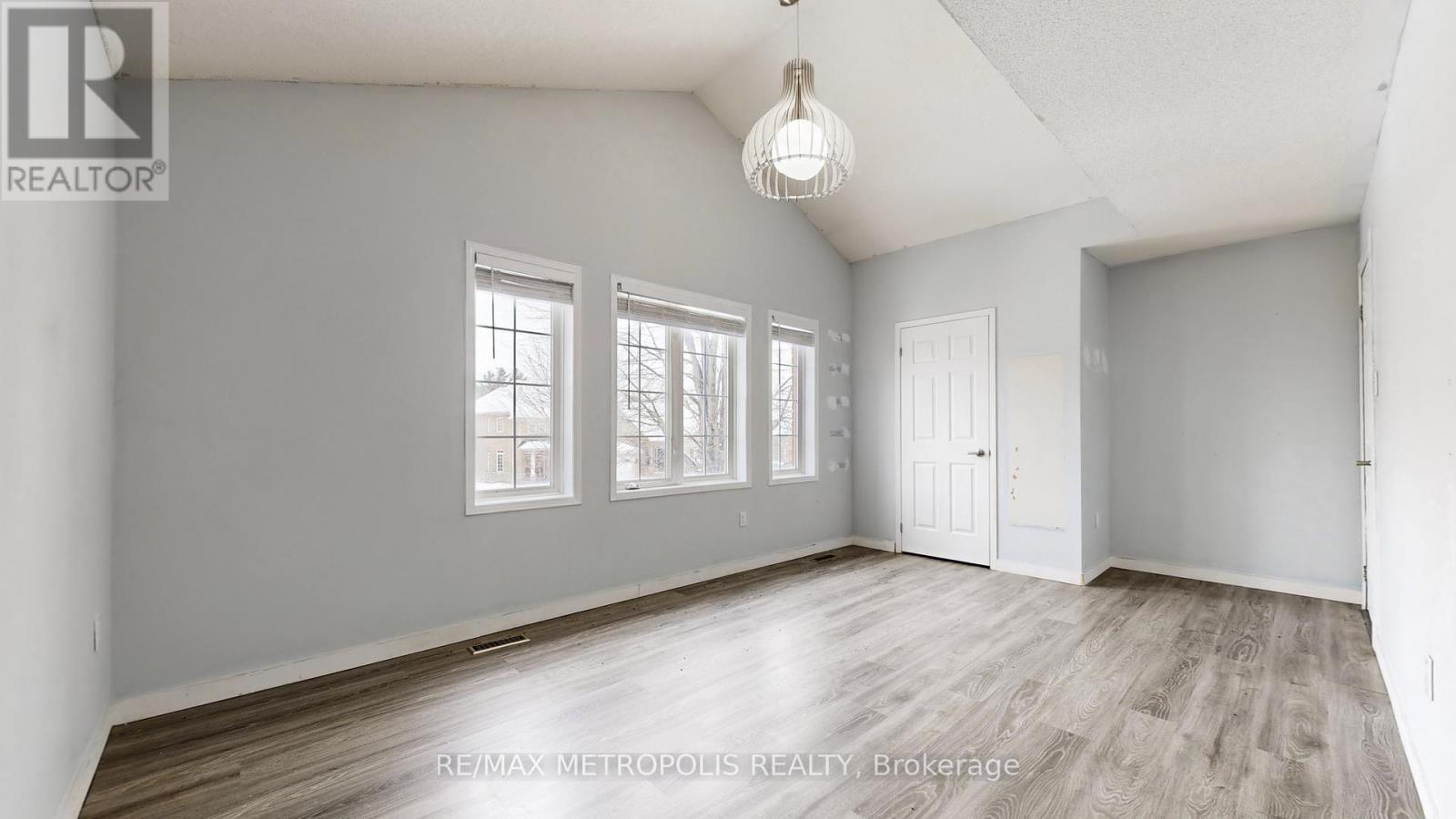 183 Valmont Court, Hamilton, Ontario  L9G 5A1 - Photo 31 - X13014066