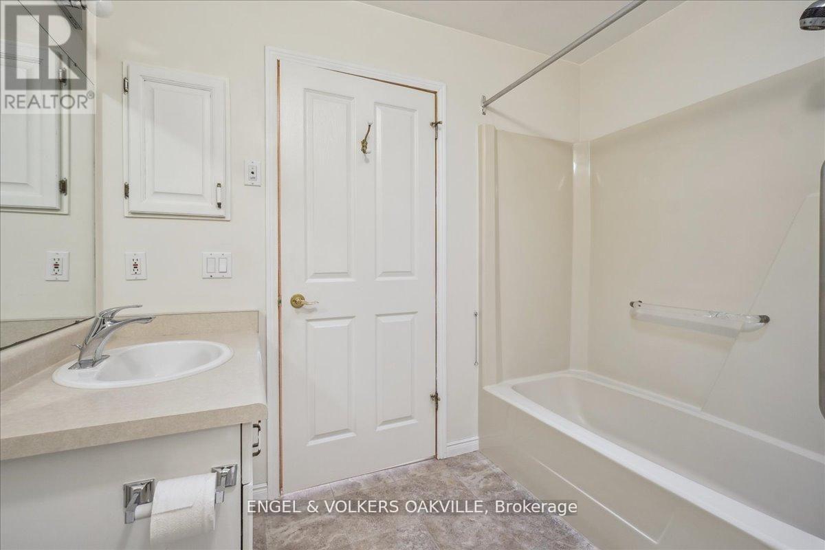 36 White Bark Way, Centre Wellington, Ontario  N0B 1J0 - Photo 13 - X13014154