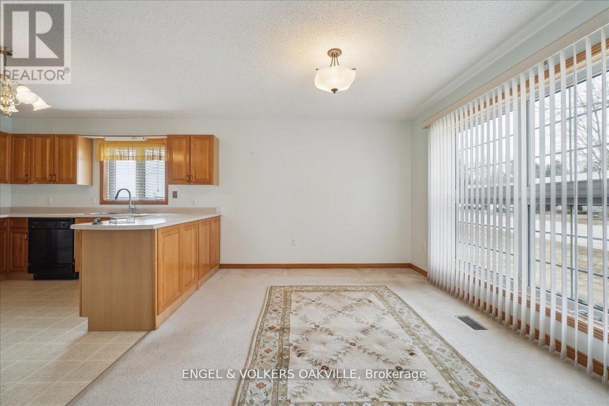 36 White Bark Way, Centre Wellington, Ontario  N0B 1J0 - Photo 32 - X13014154