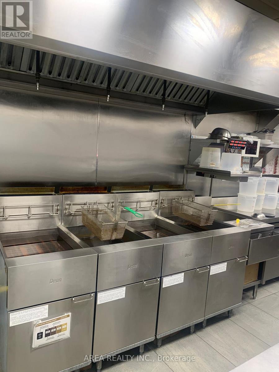 243 North Front Street, Belleville, Ontario  K8P 3C3 - Photo 7 - X13014206