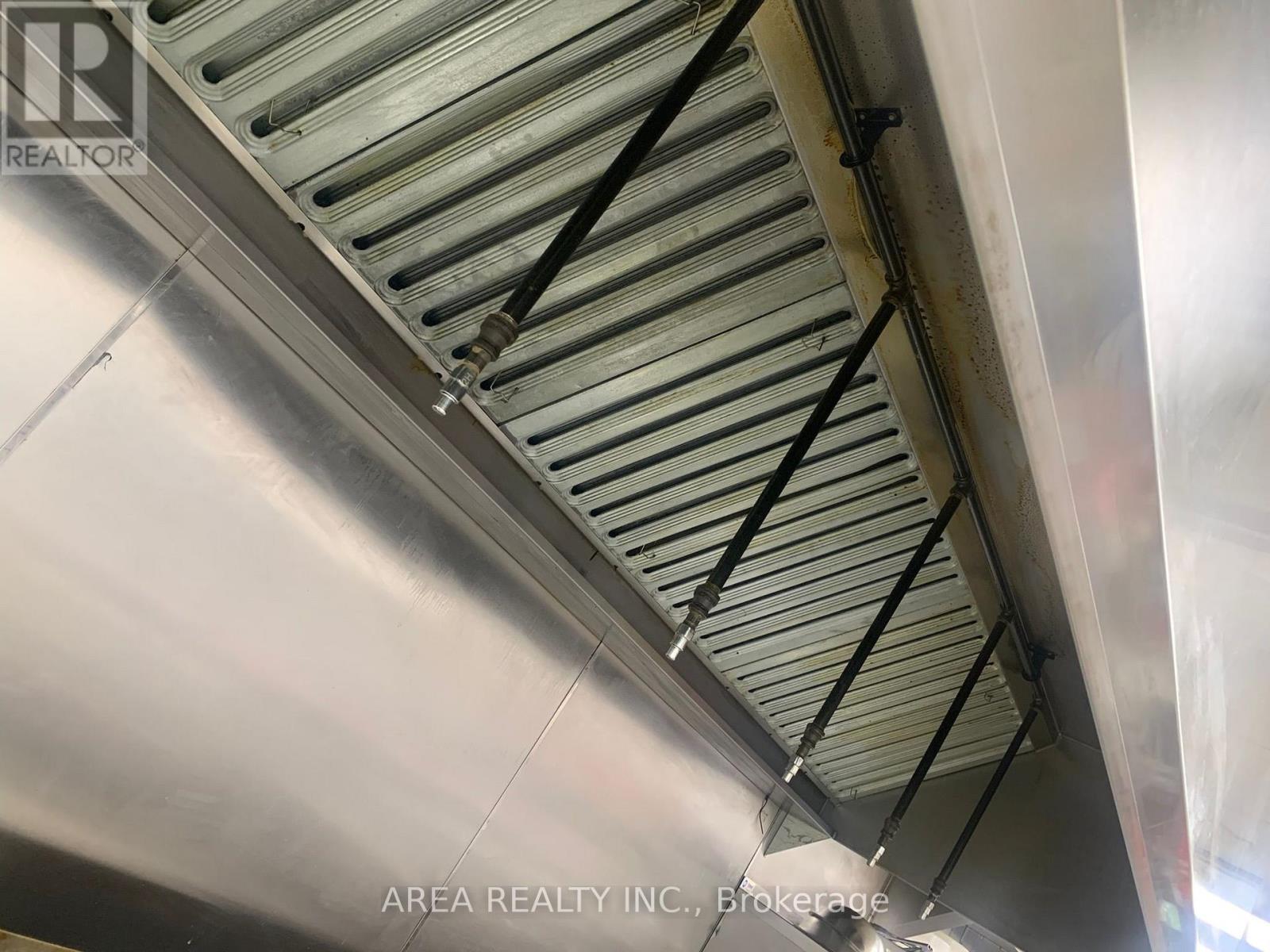 243 North Front Street, Belleville, Ontario  K8P 3C3 - Photo 9 - X13014206