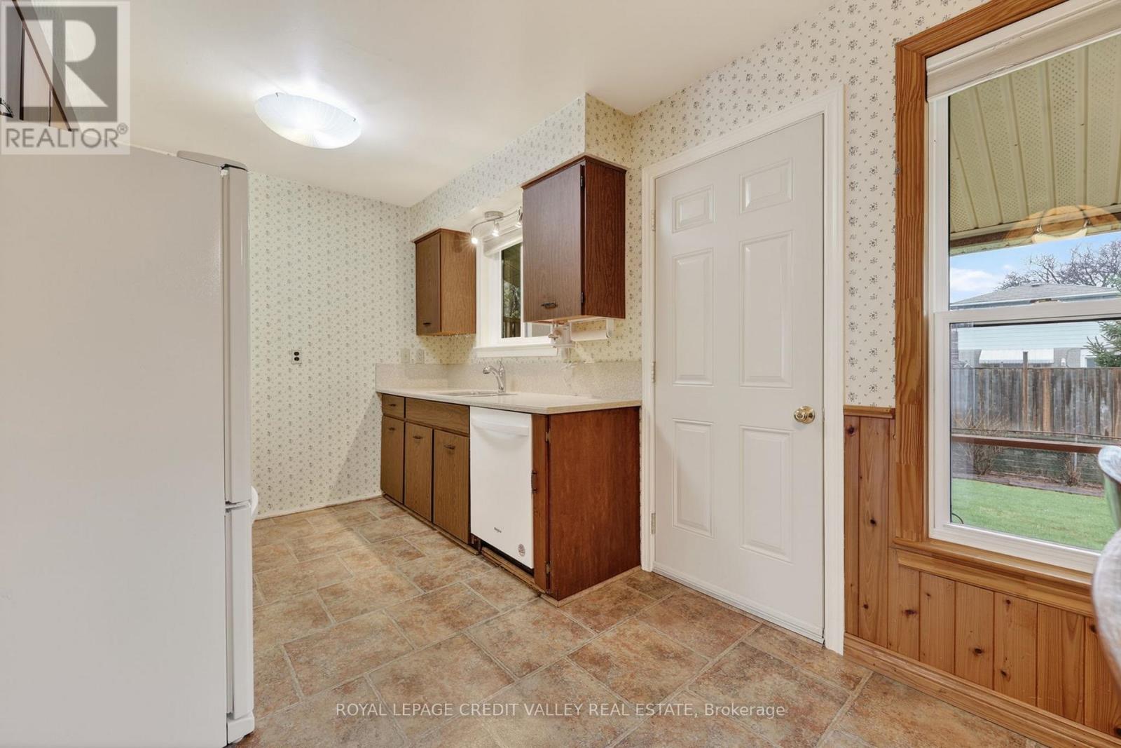 20 Willis Drive, Brampton, Ontario  L6W 1A9 - Photo 11 - W13013940