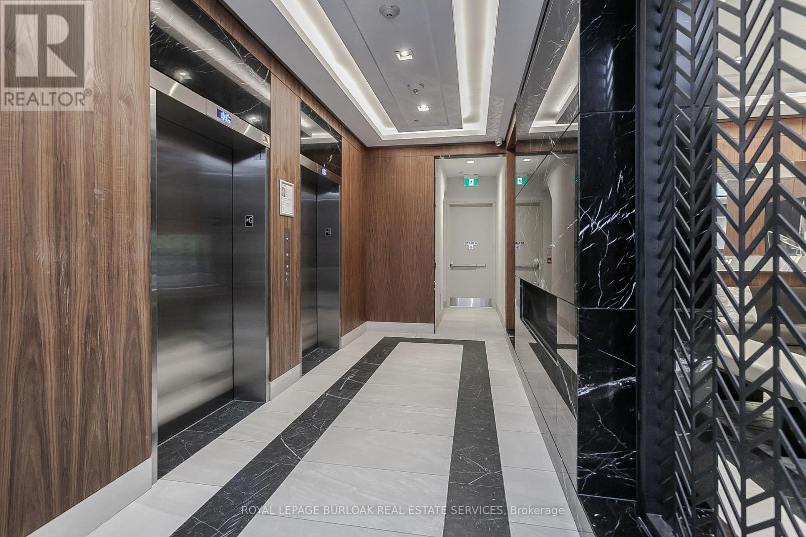 401 - 2025 Maria Street, Burlington, Ontario  L7R 0E9 - Photo 17 - W12904112