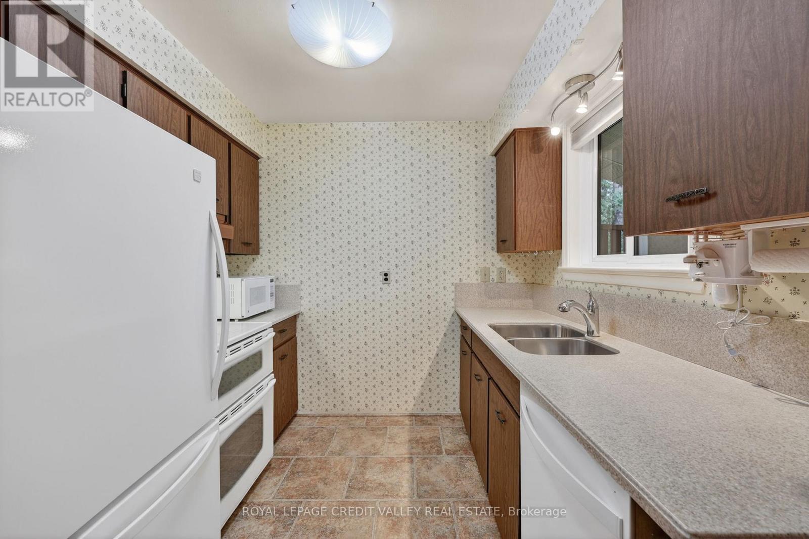 20 Willis Drive, Brampton, Ontario  L6W 1A9 - Photo 13 - W13013940