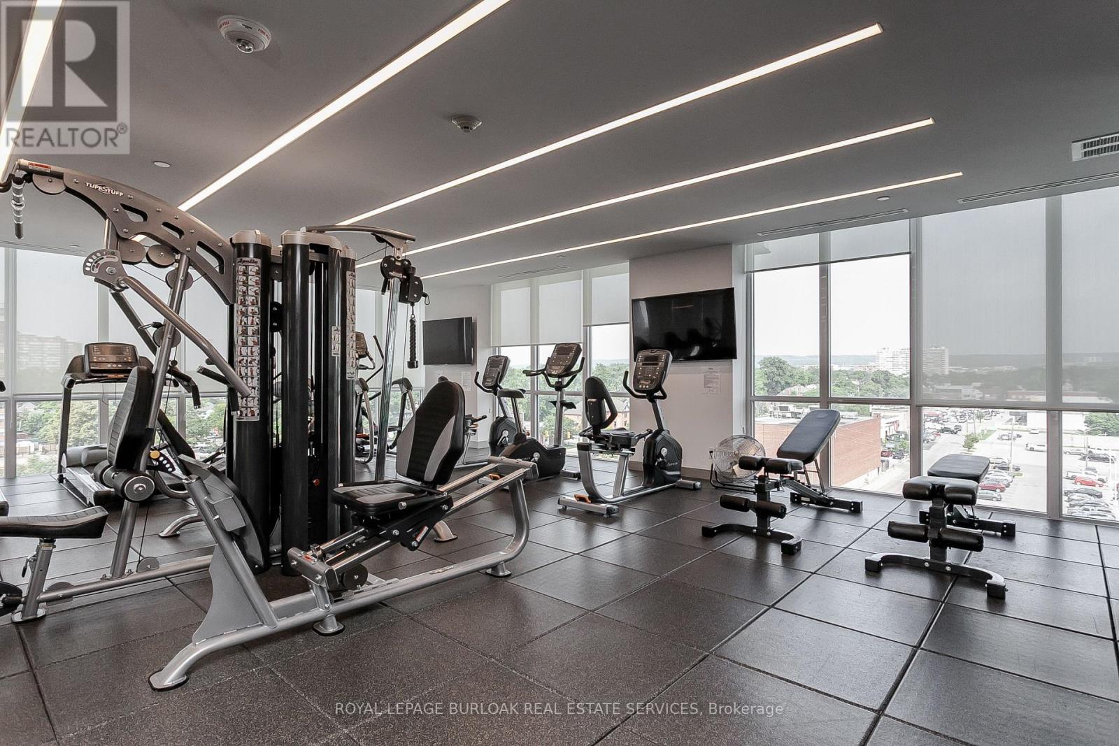 401 - 2025 Maria Street, Burlington, Ontario  L7R 0E9 - Photo 25 - W12904112