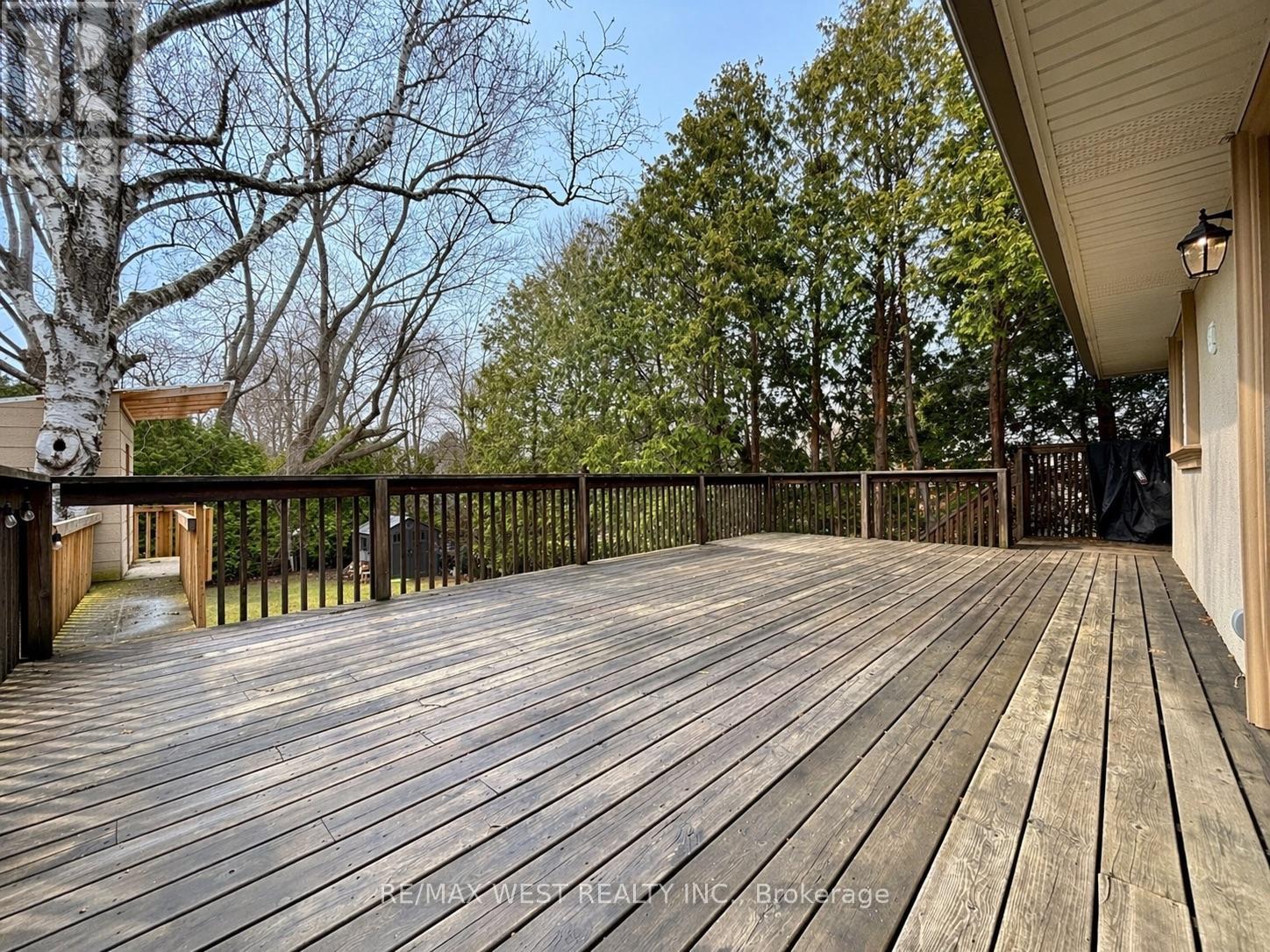 26 Hostein Drive, Hamilton, Ontario  L9G 2S5 - Photo 7 - X13006614