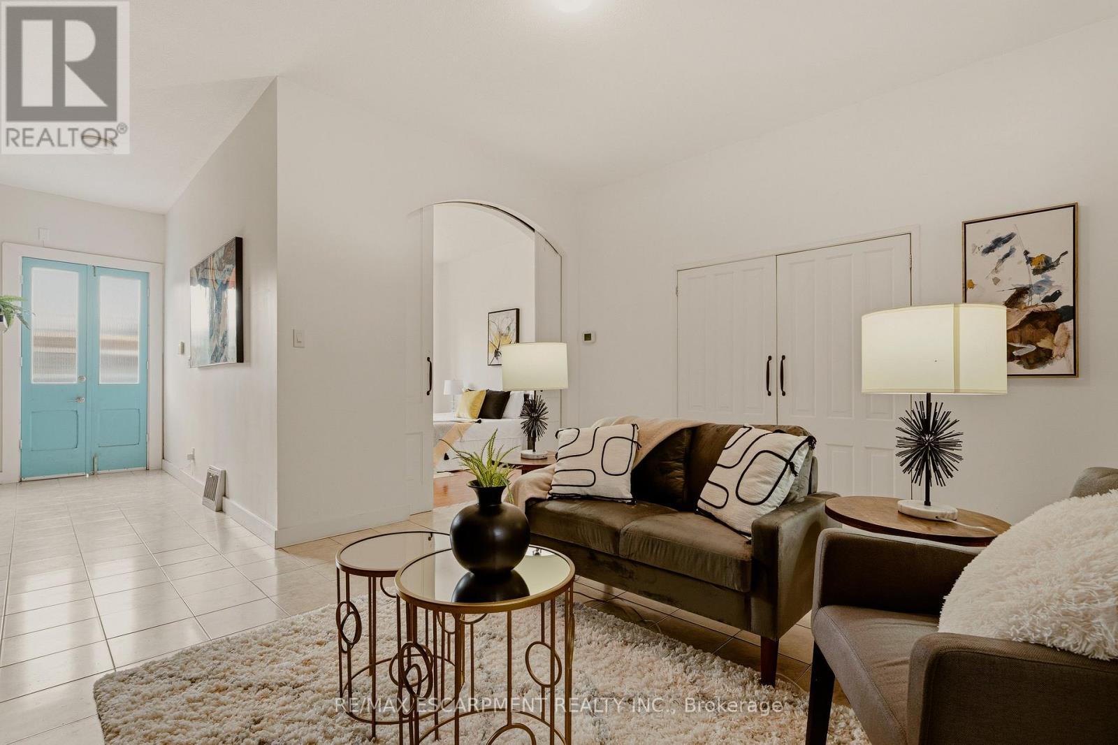 163 Victoria Avenue N, Hamilton, Ontario  L8L 5E9 - Photo 2 - X13013970