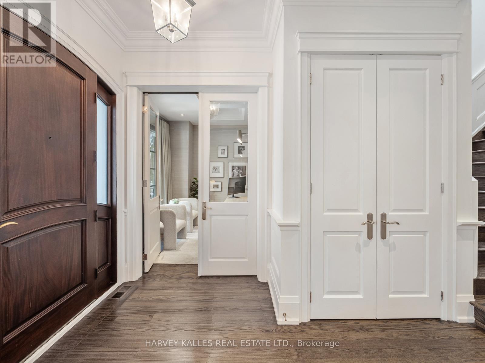 190 Carmichael Avenue, Toronto, Ontario  M5M 2X3 - Photo 2 - C12970666