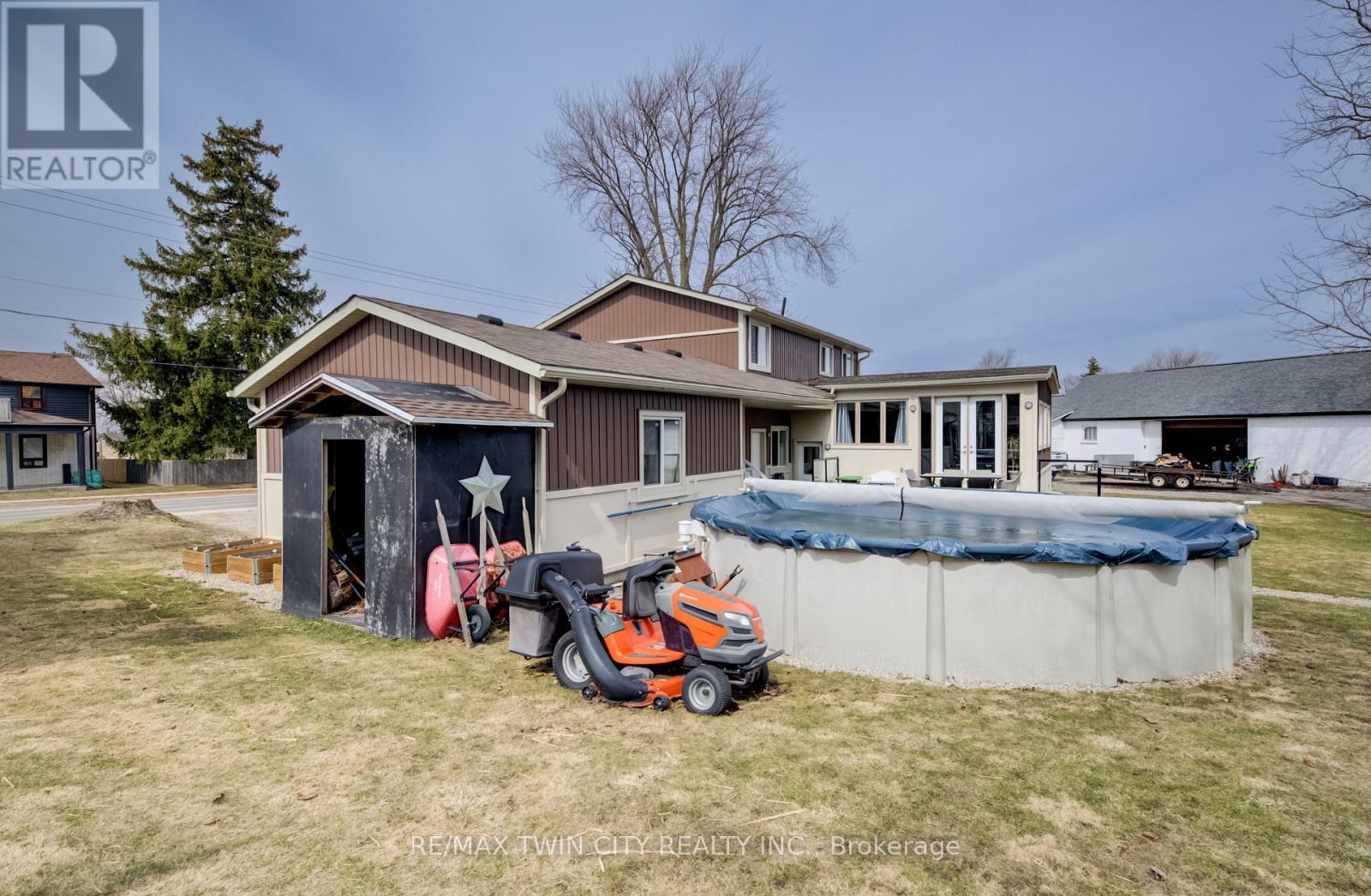76 Baird Street, Blandford-Blenheim, Ontario  N0J 1B0 - Photo 33 - X12934596