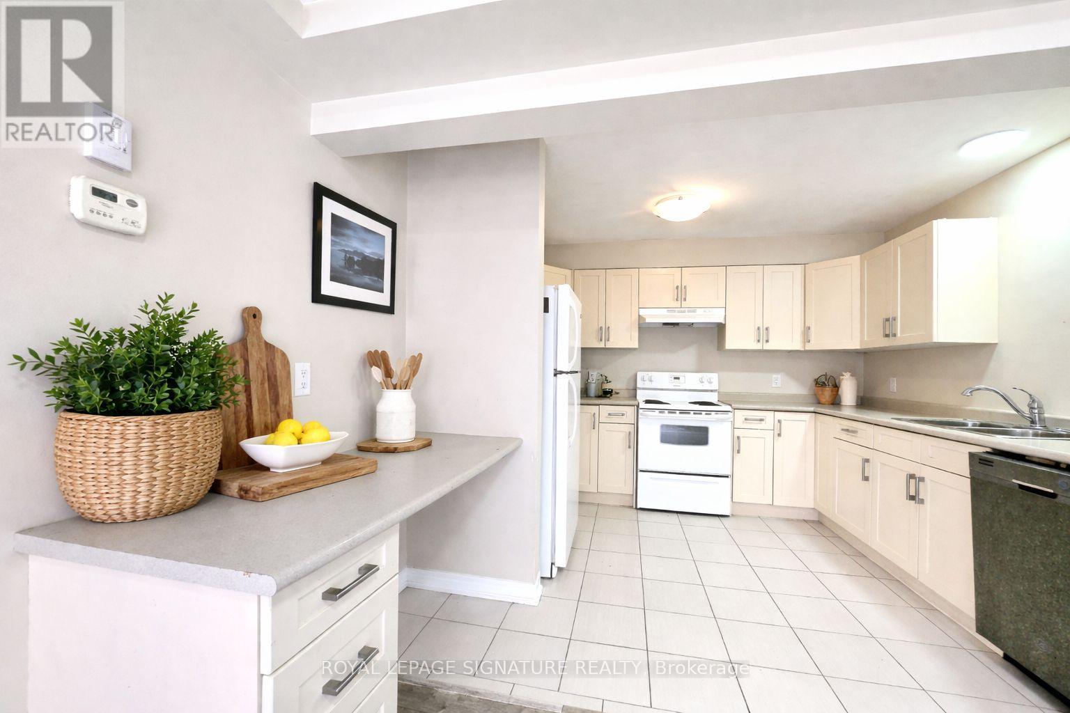 148 Winterberry Boulevard, Thorold, Ontario  L2V 0C1 - Photo 8 - X13001058