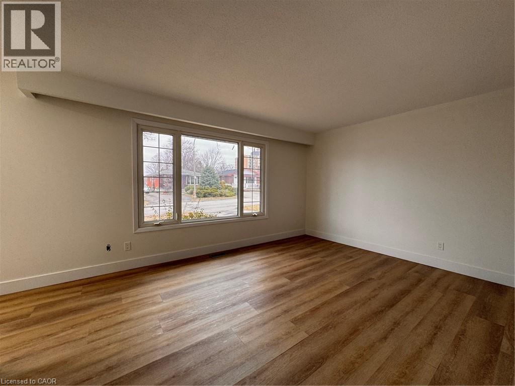 23 Arrowhead Crescent Unit# Upper, Kitchener, Ontario  N2P 1C1 - Photo 10 - 40821785