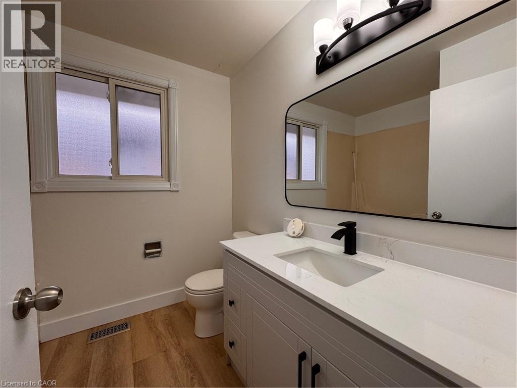 23 Arrowhead Crescent Unit# Upper, Kitchener, Ontario  N2P 1C1 - Photo 9 - 40821785