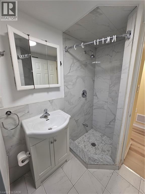 62 Richwill Road Unit# Lower, Hamilton, Ontario  L9C 1S3 - Photo 11 - 40821214