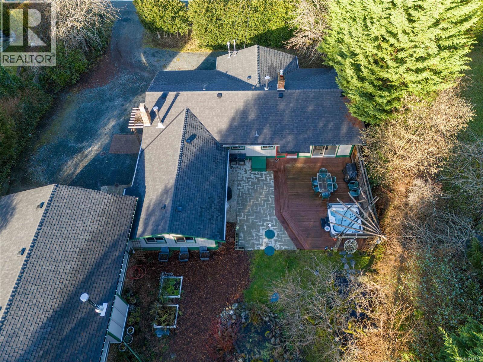 3872 Island Hwy W, Qualicum Beach, British Columbia  V9K 2G9 - Photo 65 - 1031715