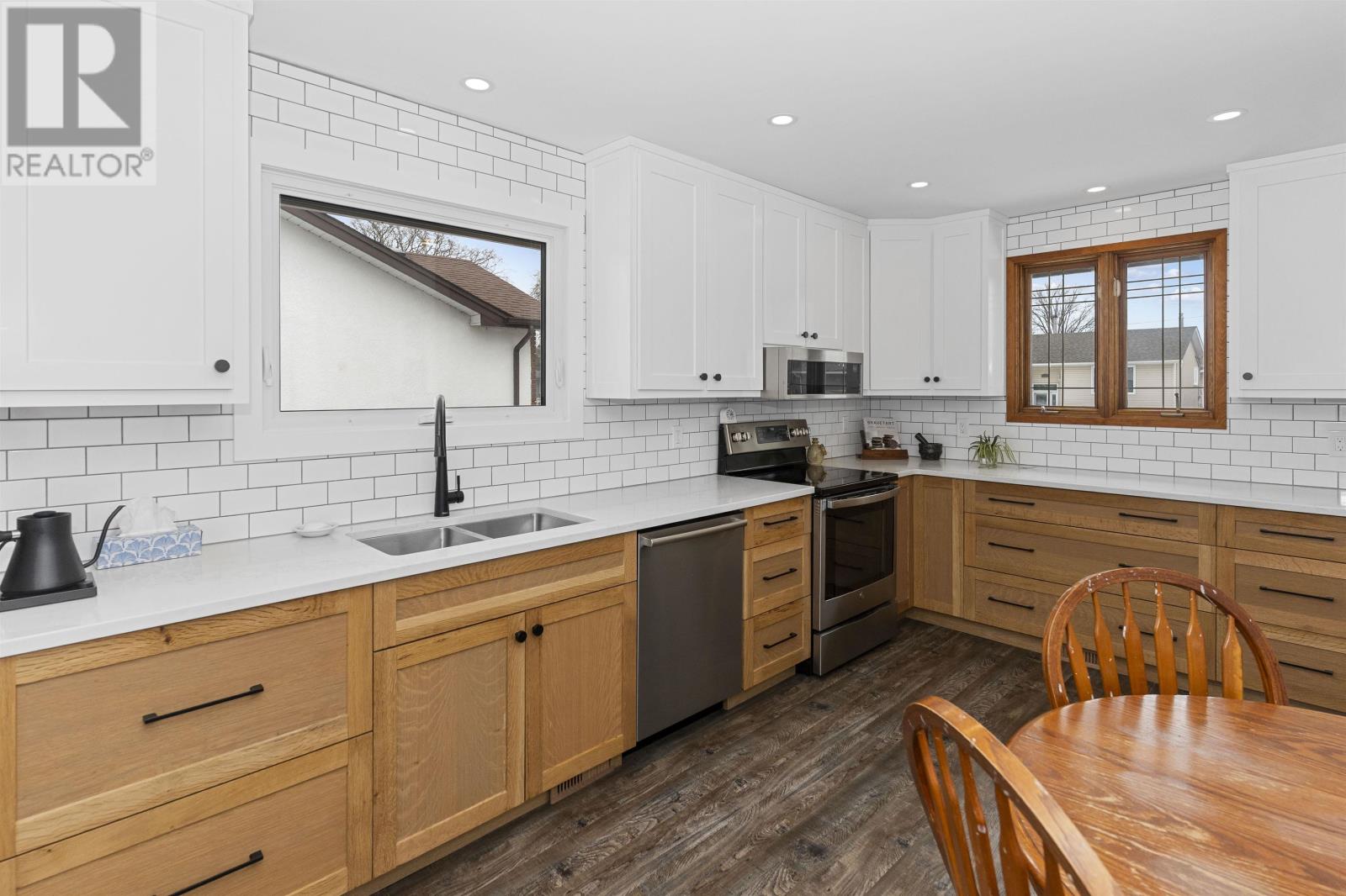 305 Sillesdale Cres, Thunder Bay, Ontario  P7C 1S7 - Photo 9 - TB2600700