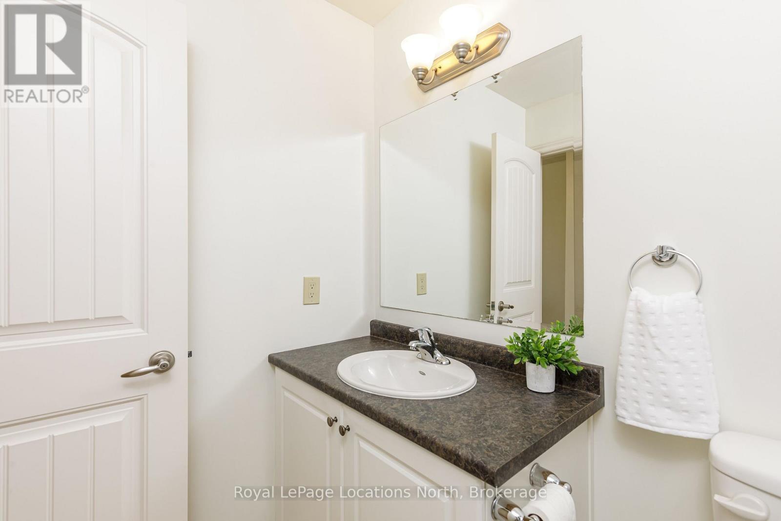 102 Empire Lane, Meaford, Ontario  N4L 0A5 - Photo 24 - X12839646