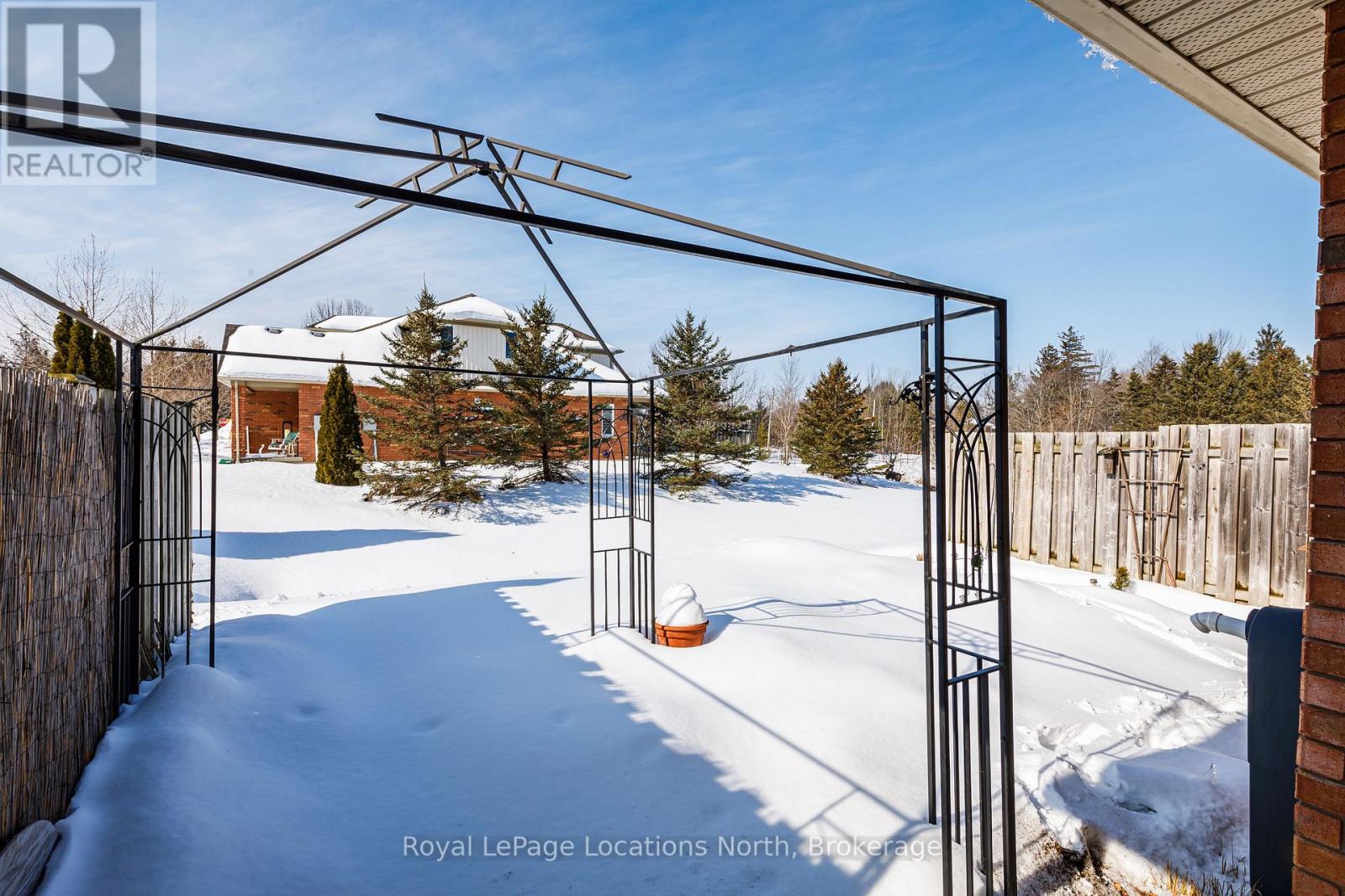 102 Empire Lane, Meaford, Ontario  N4L 0A5 - Photo 32 - X12839646