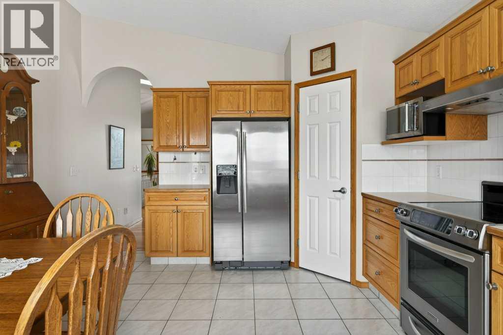 68 Arbour Wood Close NW, Calgary, Alberta  T3G 4A8 - Photo 12 - A2303014