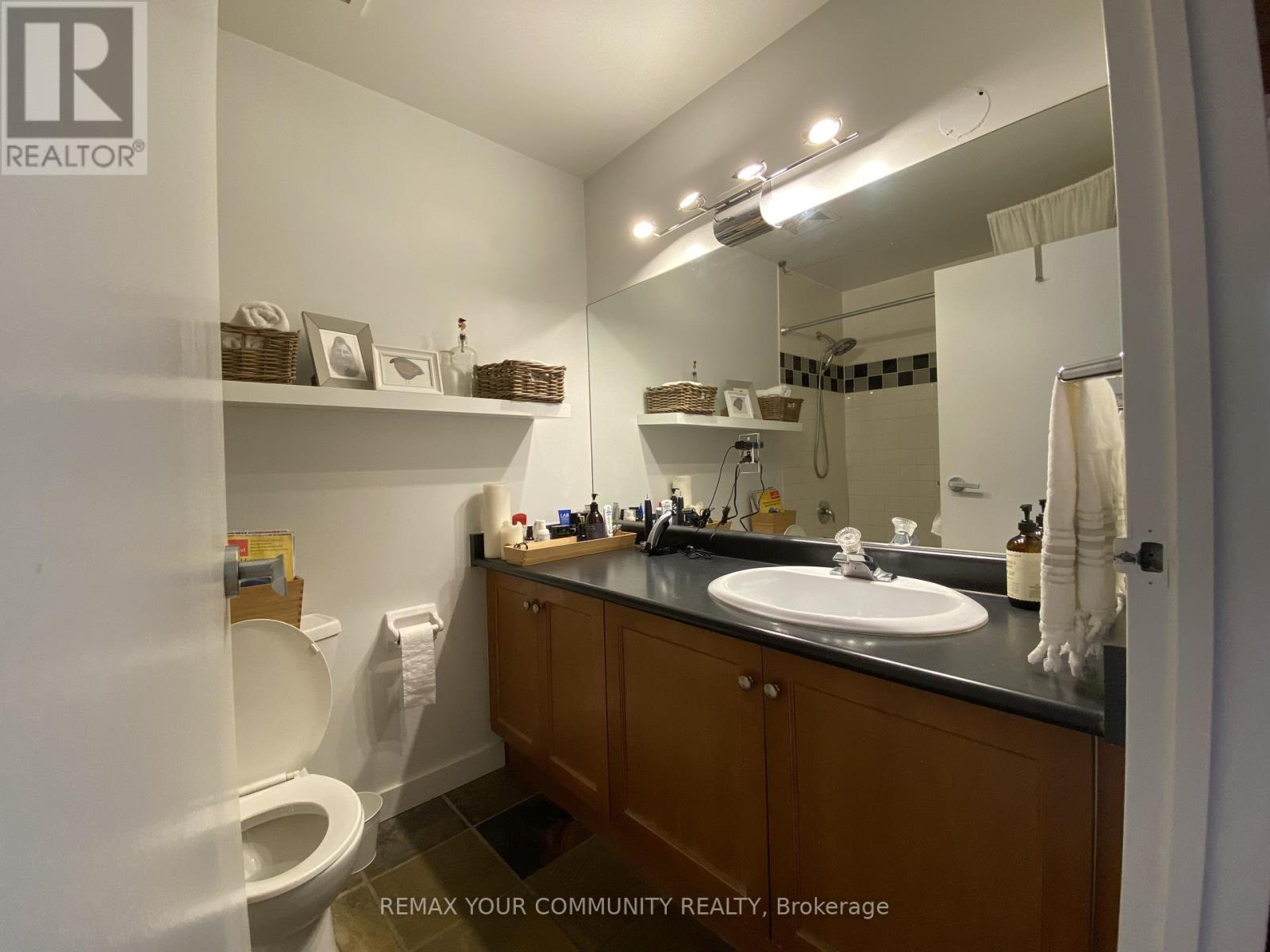 204 - 436 Wellington Street W, Toronto, Ontario  M5V 1E3 - Photo 8 - C13014252