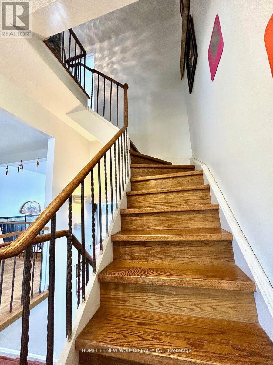 29 Jenny Wrenway, Toronto, Ontario  M2H 2Y8 - Photo 15 - C13014322