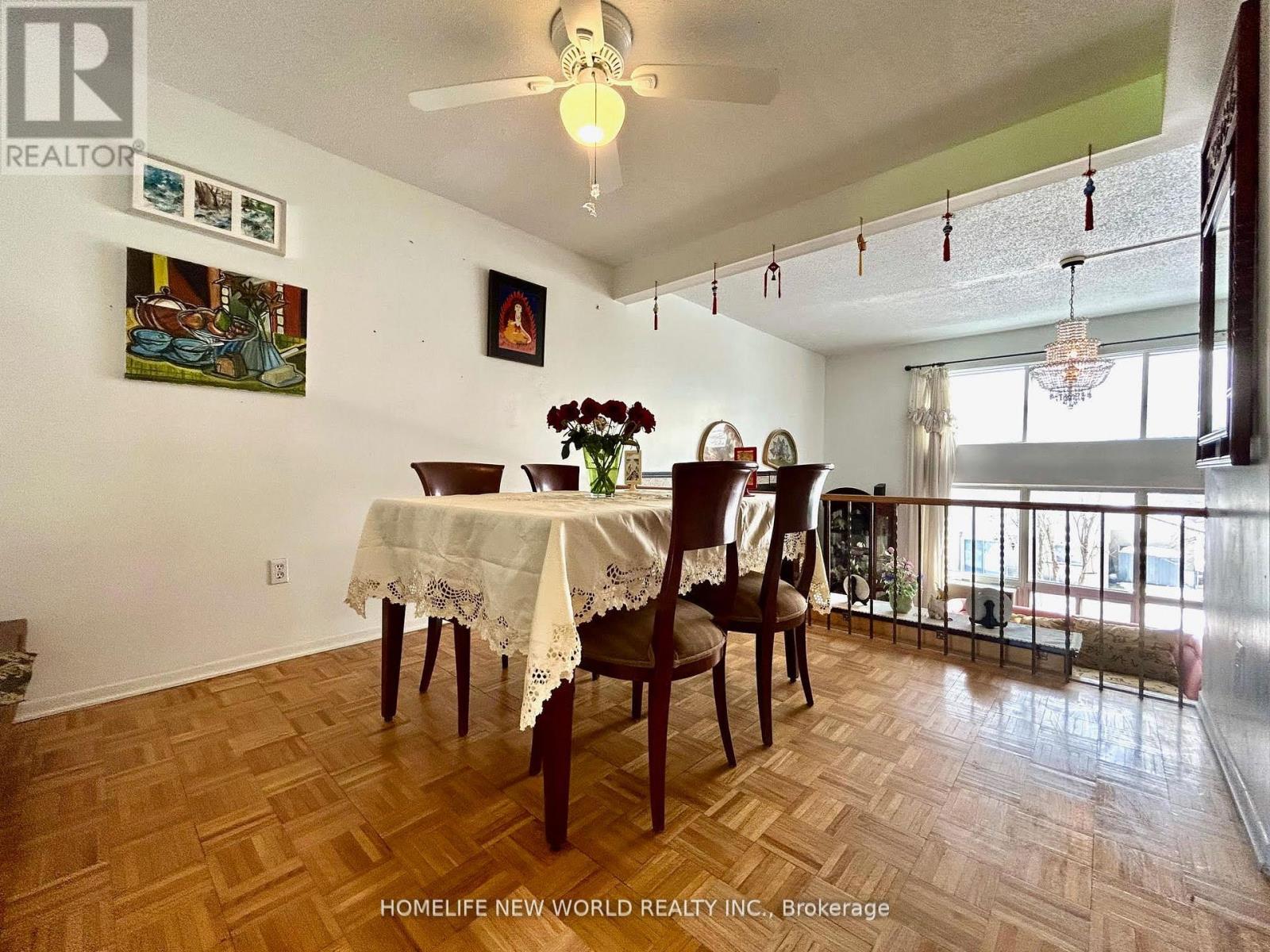 29 Jenny Wrenway, Toronto, Ontario  M2H 2Y8 - Photo 7 - C13014322