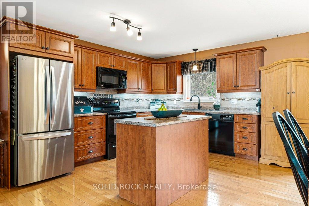 5 Red Oak Drive, North Grenville, Ontario  K0G 1J0 - Photo 24 - X13014264