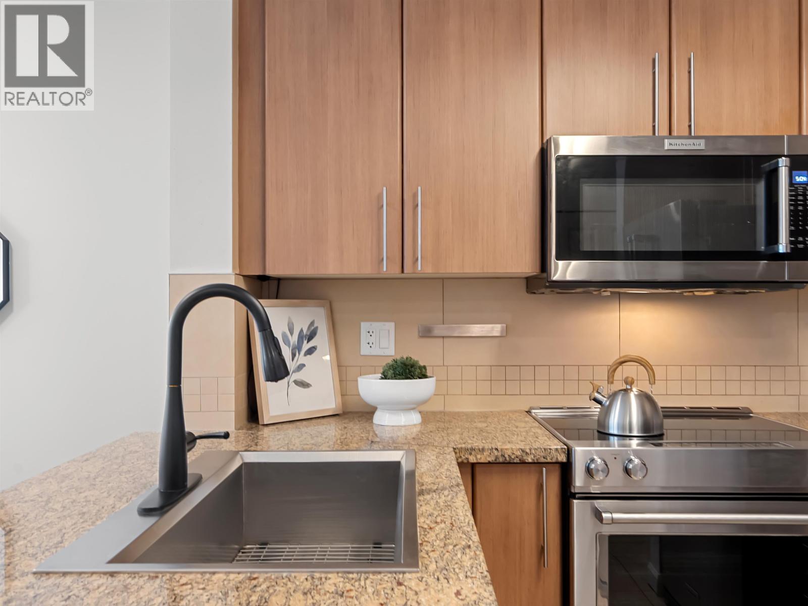 2010 892 Carnarvon Street, New Westminster, British Columbia  V3M 0C5 - Photo 10 - R3112858