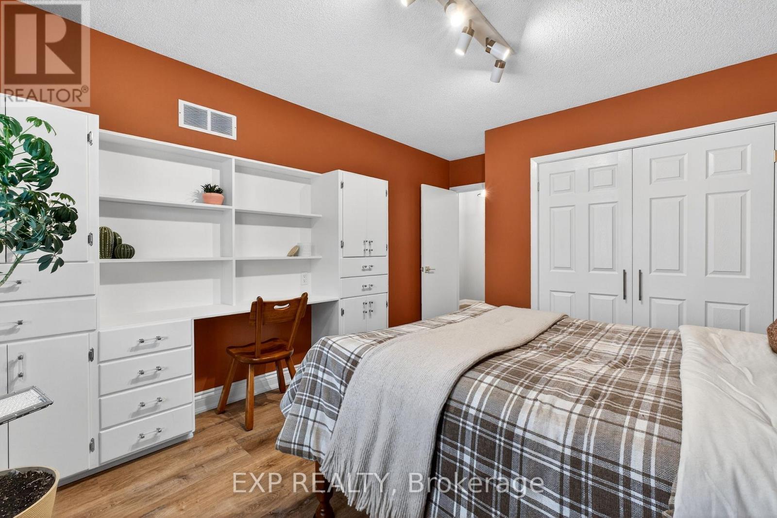 230 Glenwood Crescent, Oshawa (Centennial), Ontario  L1G 3B1 - Photo 26 - E13014312