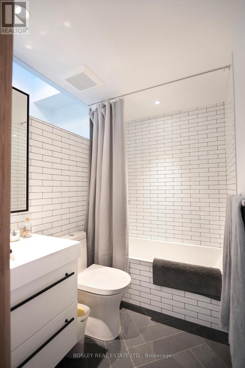 Main - 63 Dagmar Avenue, Toronto, Ontario  M4M 1V9 - Photo 16 - E13014336