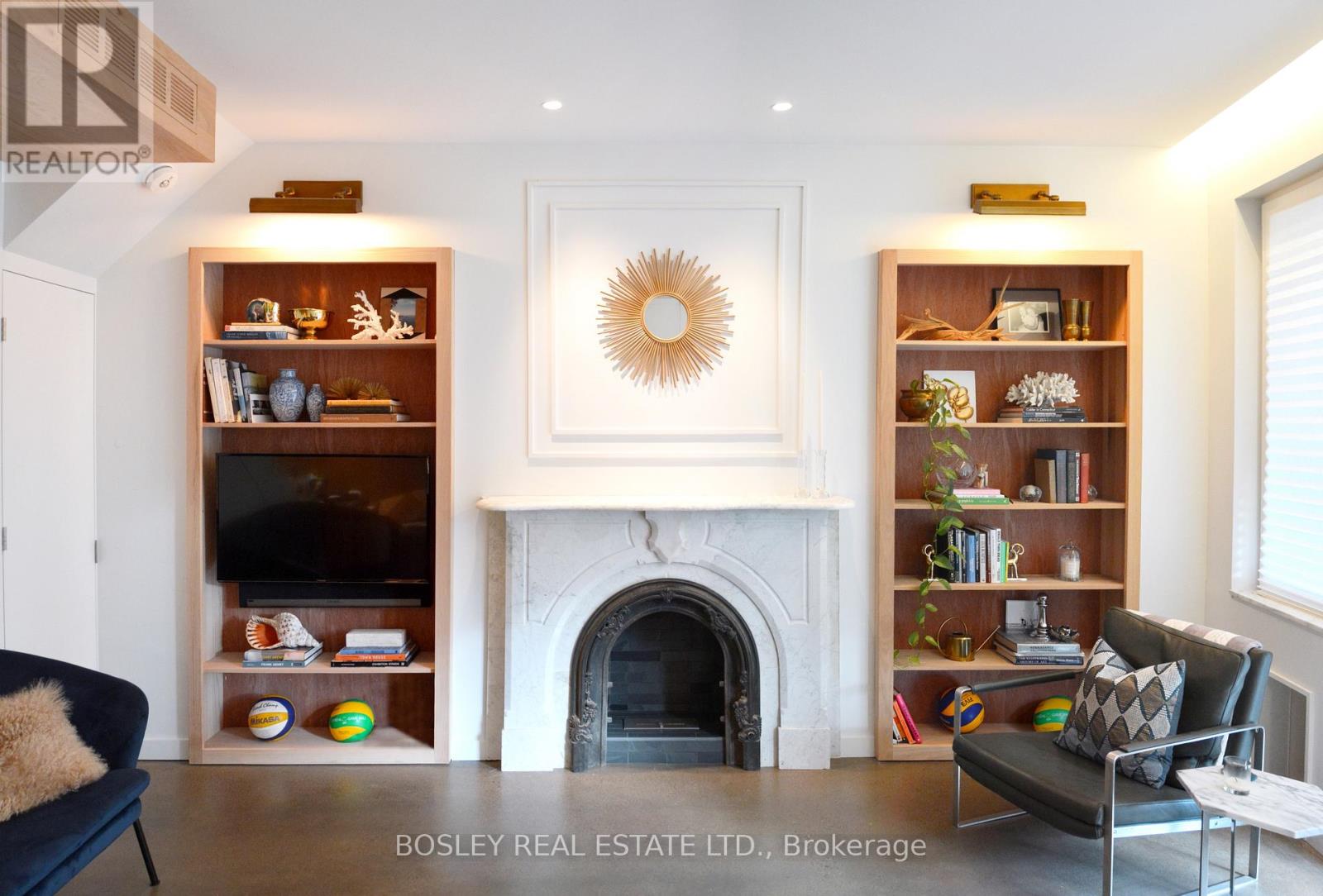 Main - 63 Dagmar Avenue, Toronto, Ontario  M4M 1V9 - Photo 7 - E13014336