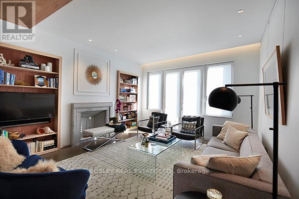 Main - 63 Dagmar Avenue, Toronto, Ontario  M4M 1V9 - Photo 8 - E13014336